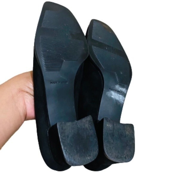 Stuart Weitzman Womens/Girls Bixby Suede Classic Shoes w/ Cross Stitching Detail - Picture 4 of 8